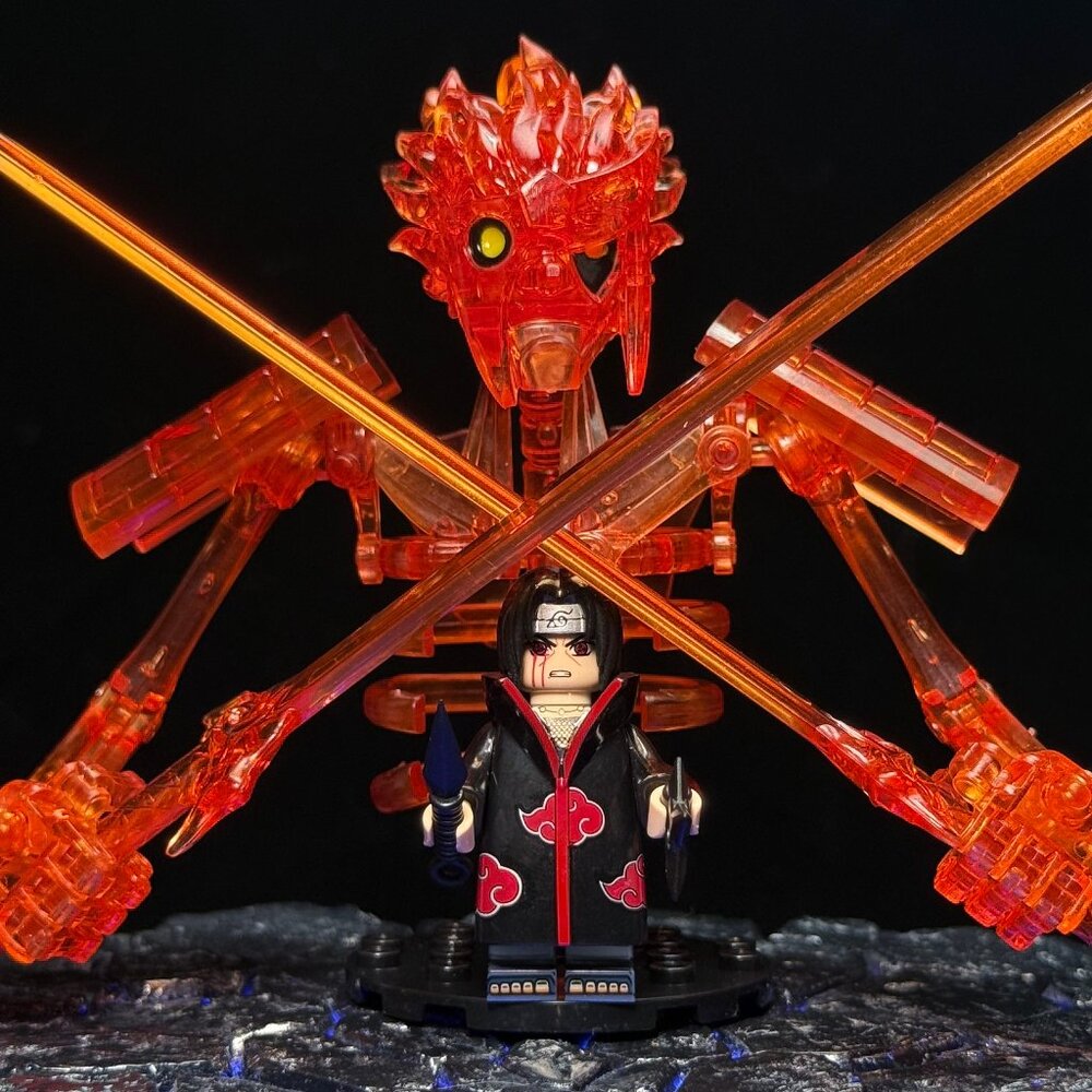 Naruto Itachi Uchiha Minifigure with Red Susanoo Armor Form Display Set